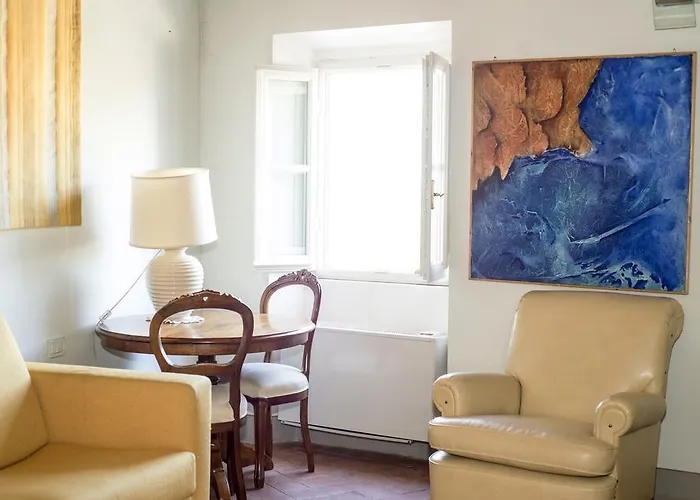 Luxury In The Center Of Bed & Breakfast 3*