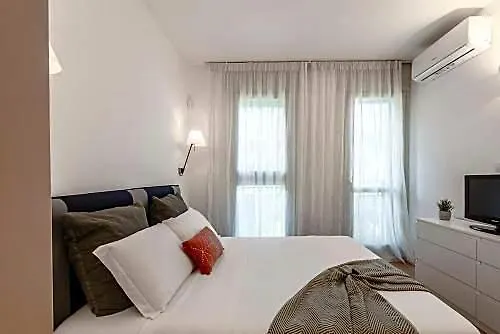 Luxury In The Center Of Bed & Breakfast