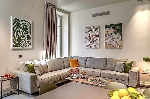 Luxury In The Center Of 3*
