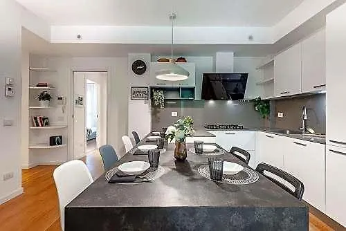 Luxury In The Center Of 3* Rome